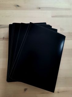 Fényes papír (A4) hátlap fekete 